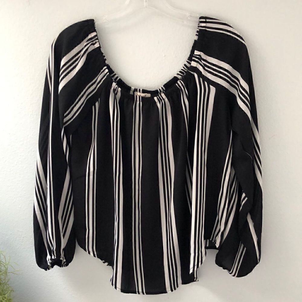 bleuh ciel black & white off the shoulder blouse.